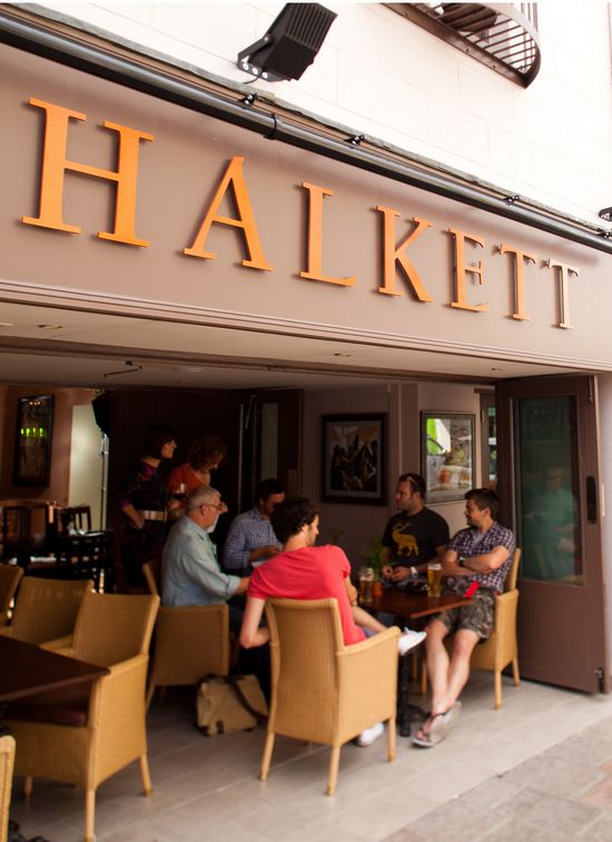 Halkett Pub & Eating House Halkett Pub & Eating House